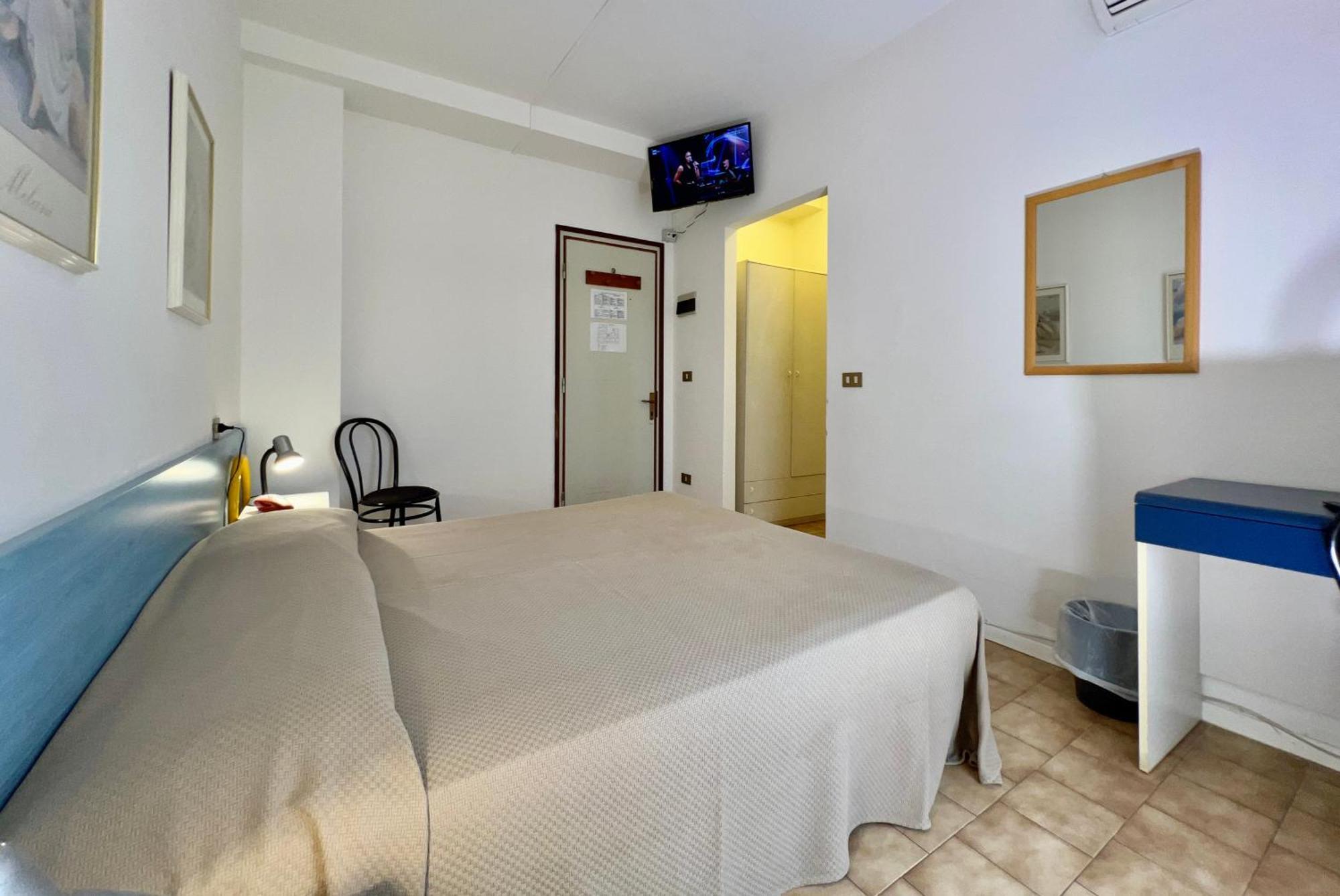 Hotel Myriam Линьяно-Саббьядоро Экстерьер фото
