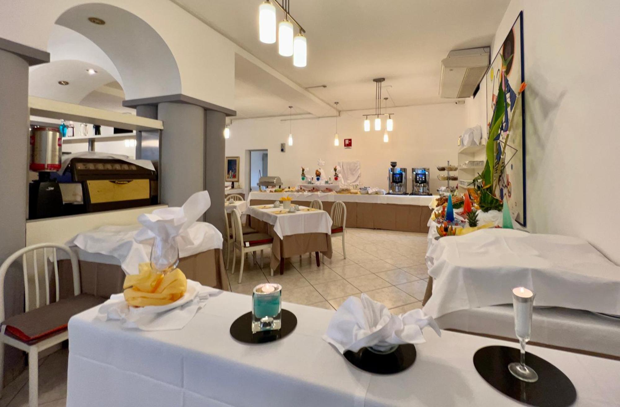 Hotel Myriam Линьяно-Саббьядоро Экстерьер фото